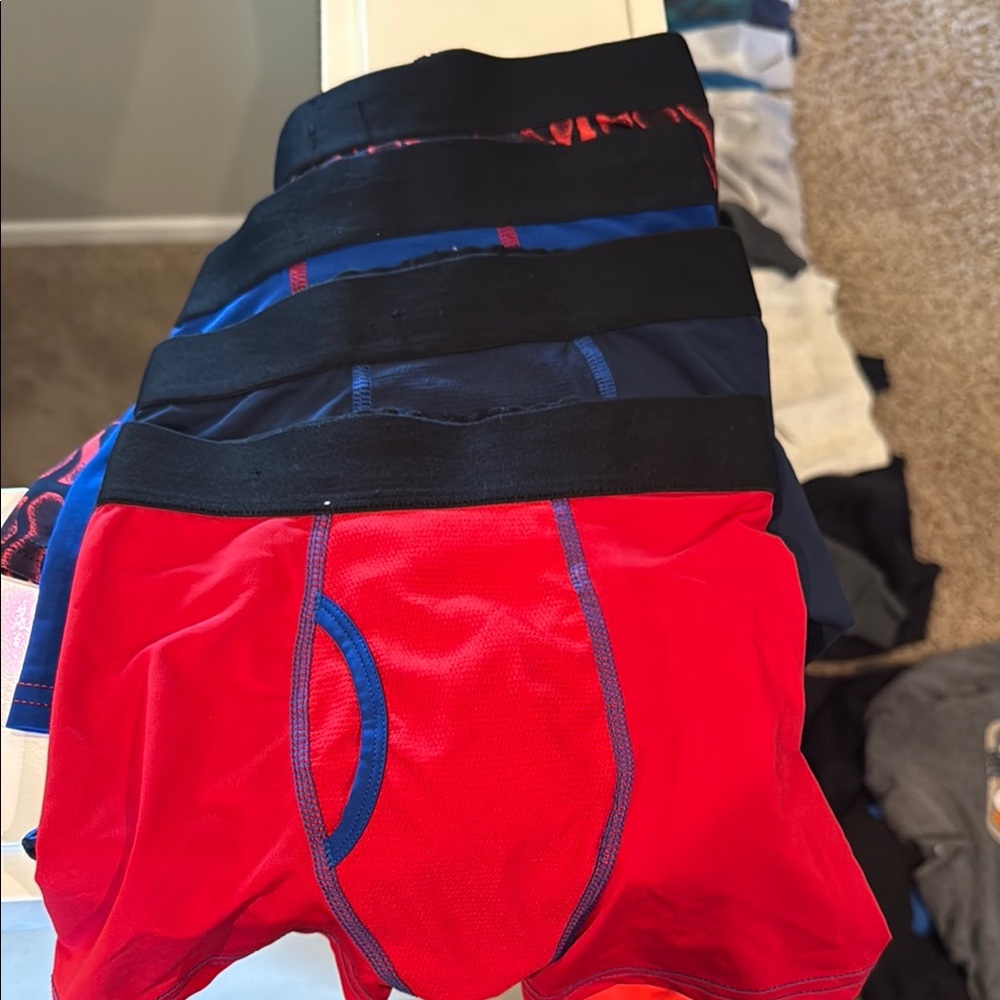 Boy’s Athletic Boxer Briefs 4 pack Small 6/7